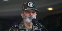 فرمانده کل ارتش: در راه دفاع از ارزش‌های اسلام و انقلاب با احدی مصالحه نمی‌کنیم