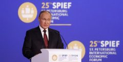 پوتین: دوران جهان تک‌قطبی به پایان رسیده؛ اتحادیه اروپا حاکمیت سیاسی خود را از دست داده است