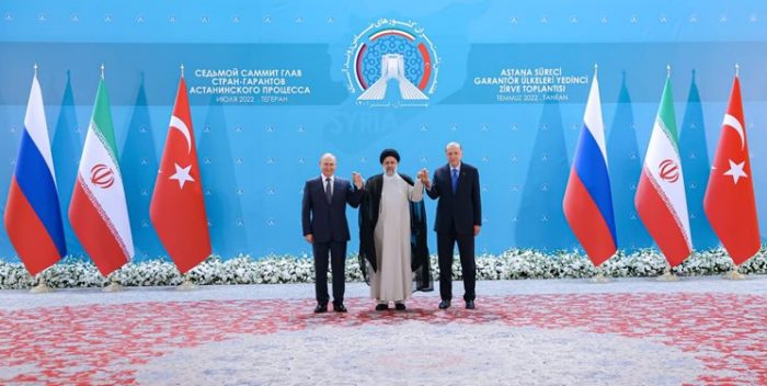 بیانیه رؤسای جمهور ایران، روسیه و ترکیه/ تاکید بر تداوم همکاری برای نابودی تمامی تروریست‌ها