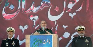 سرلشکر سلامی: آرزوی دشمنان را در این سرزمین دفن خواهیم کرد/ «آرتین» نماد مظلومیت ملت ایران است