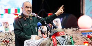 سرلشکر سلامی: اتفاقات چند ماه اخیر در کشور یک جنگ جهانی بود/ زنان و جوانان ما به دشمنان پاسخ‌های غیرتمندانه دادند