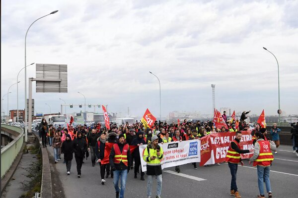تظاهرات سراسری مردم فرانسه علیه دولت ماکرون